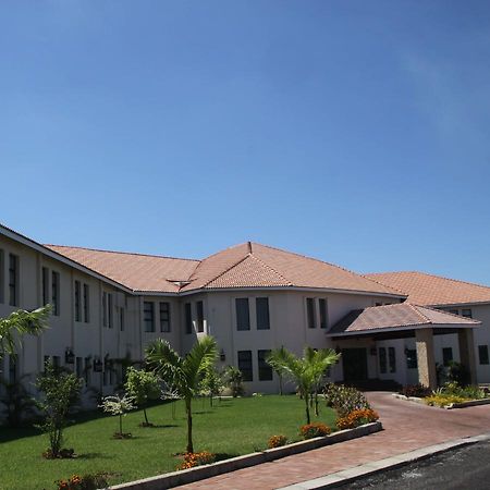 Karibu Leisure Resort Thapane Bagian luar foto
