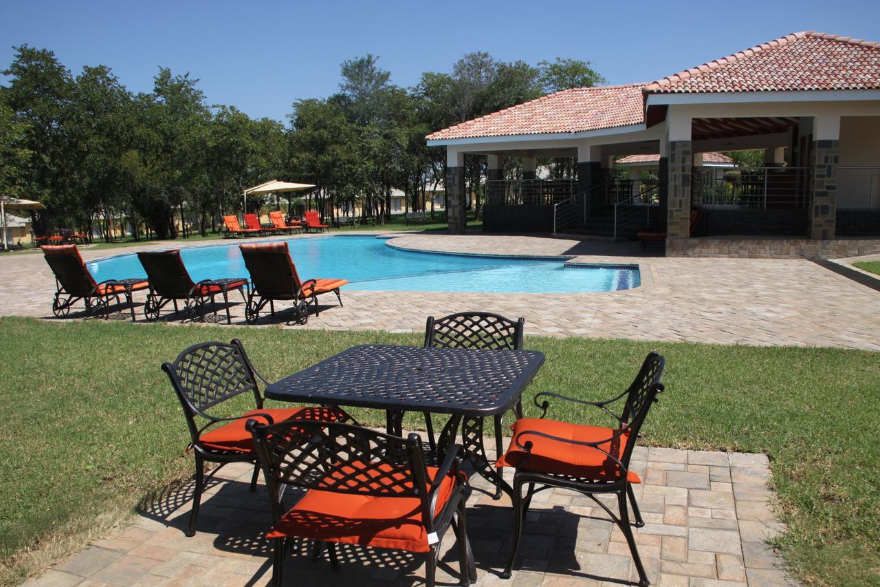 Karibu Leisure Resort Thapane Bagian luar foto